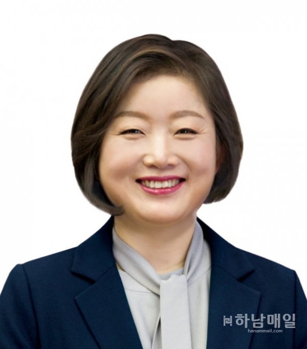 문경희 경기도의회 부의장.